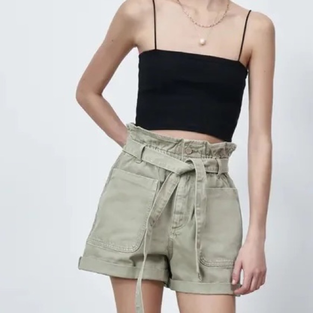 Zara Green Khaki Shorts - Picture 1 of 9